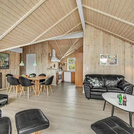Pet Friendly Home In Hemmet With Kitchen Holiday home Falen