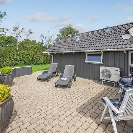 Pet Friendly Home In Hemmet With Kitchen Holiday home