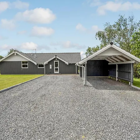 Pet Friendly Home In Hemmet With Kitchen Holiday home